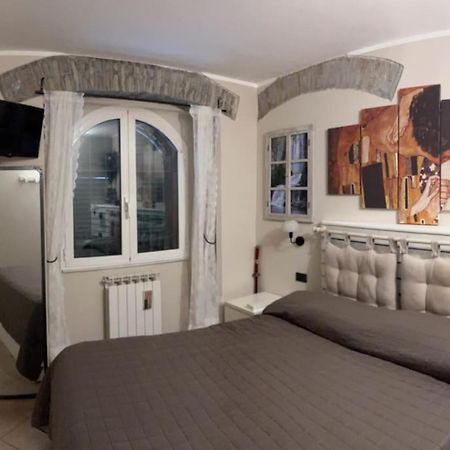 Le Rose , Relax In Casolare Del 1700 Apartment Sarzana Exterior photo